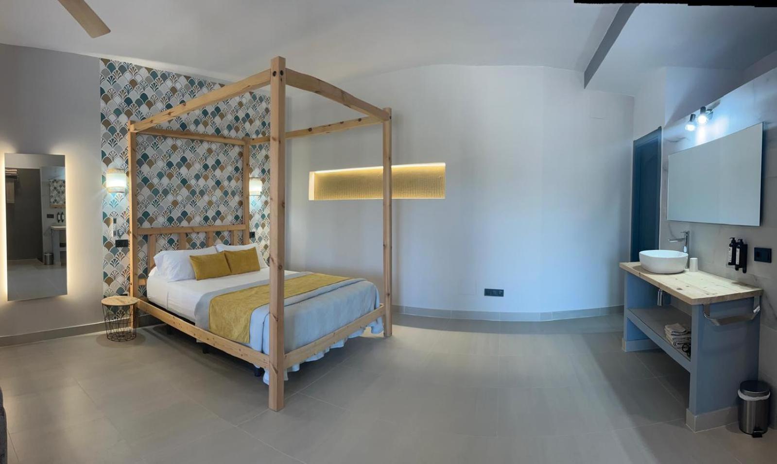 La Lipa Aparthotel Almáchar Exteriör bild